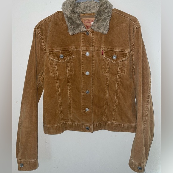 Tan Levi’s corduroy jacket with faux fur - Picture 3 of 4